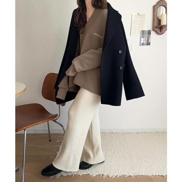 抜け感と上品さを両立。深めのネックで小顔見え♪ 胸刺繍Vネックダンボールニットト… | Classical Elf  | 詳細画像25 