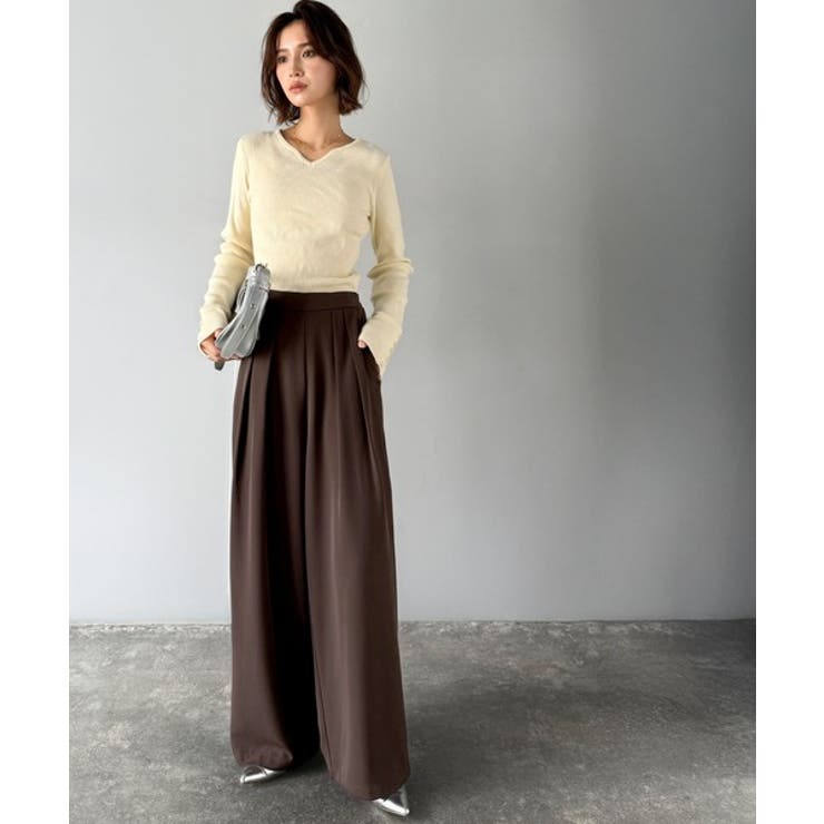 リラックス感ときちんと感を両立。上品見えするとろみ素材2タックスラックスパンツ | Classical Elf  | 詳細画像11 