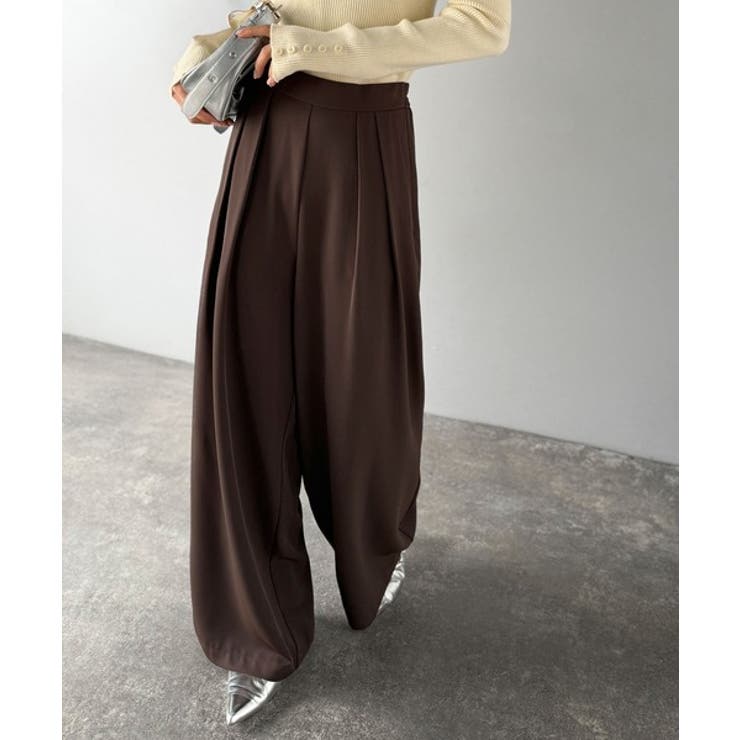 リラックス感ときちんと感を両立。上品見えするとろみ素材2タックスラックスパンツ | Classical Elf  | 詳細画像13 