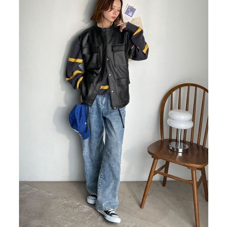 羽織るだけで、モードな存在感。BIGポケットレザー風加工スエードルーズベスト | Classical Elf  | 詳細画像11 