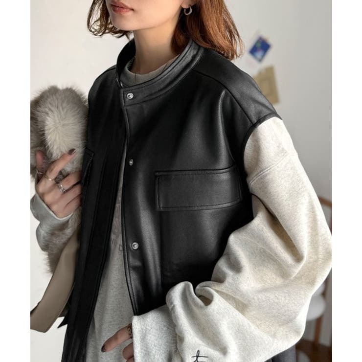 羽織るだけで、モードな存在感。BIGポケットレザー風加工スエードルーズベスト | Classical Elf  | 詳細画像2 