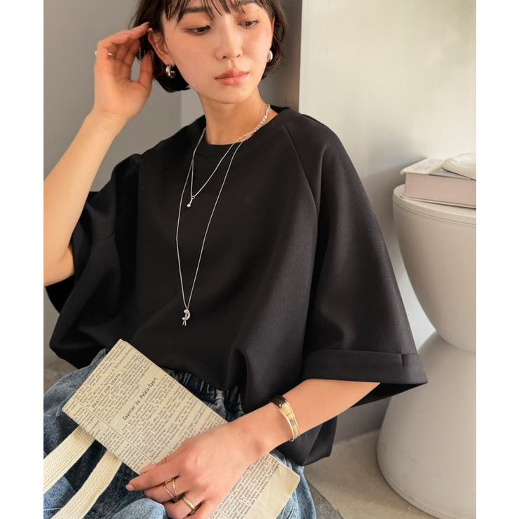 ゆるっと隠して、きれいに見せる。オーバーサイズカットジョーゼット