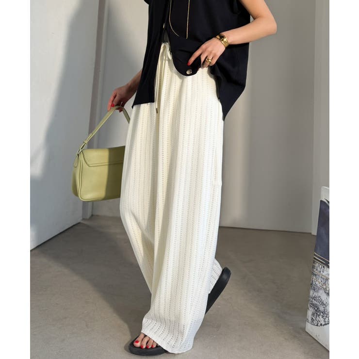 アイボリー | 透かし編みでラクチンに映える♪ジャガードレースギャザーコクーンパンツ | Classical Elf 