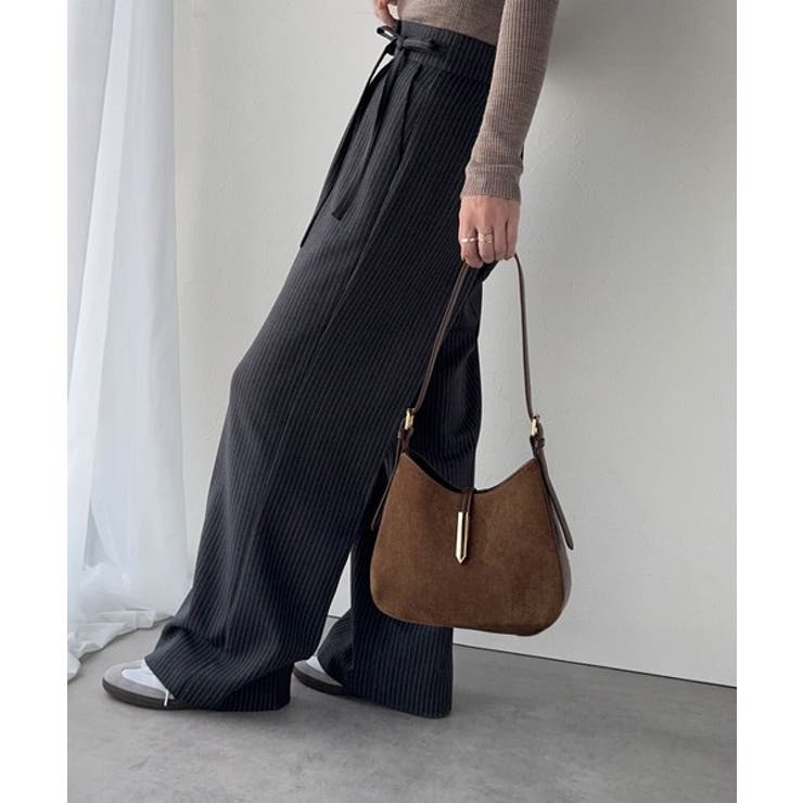 大人の余裕を魅せる。スウェードライクメタルパーツワンハンドルバッグ | Classical Elf  | 詳細画像20 