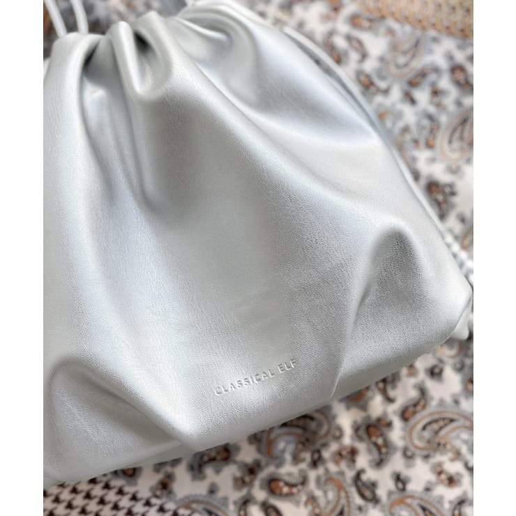 可愛く映えて、頼れる相棒。ソフトレザーマルチウェイ巾着ラウンドバッグ | Classical Elf  | 詳細画像17 