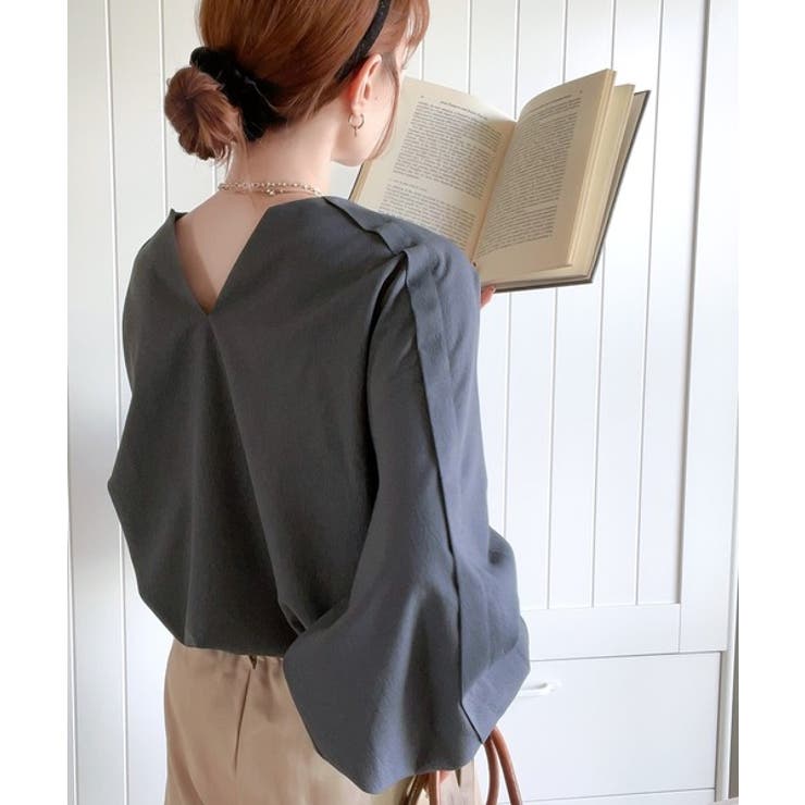 大人のナチュラルな抜け感。2way バルーン袖キーネックトップス | Classical Elf  | 詳細画像12 