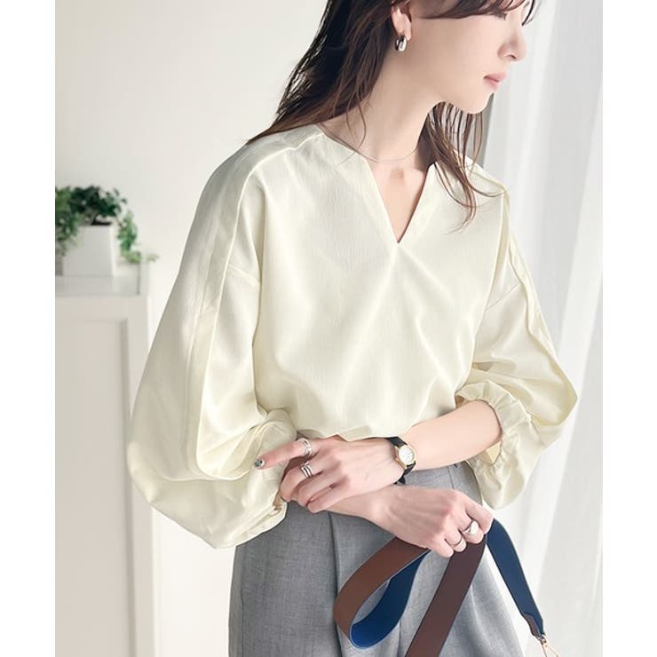 大人のナチュラルな抜け感。2way バルーン袖キーネックトップス | Classical Elf  | 詳細画像4 