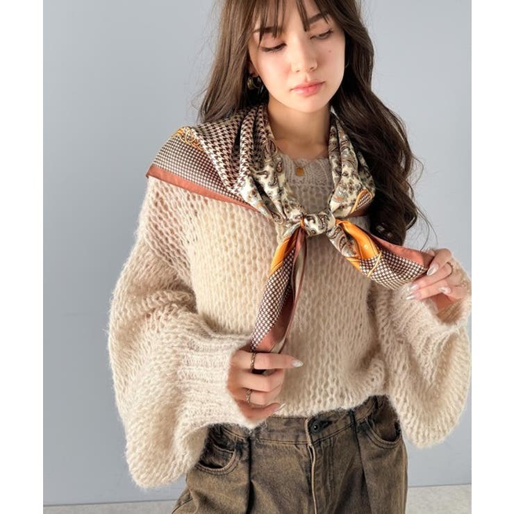 上品カワイイ♪90cm×90cmパネル柄シルクライク大判スカーフ[品番