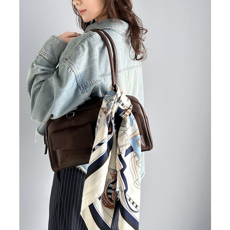 上品カワイイ♪90cm×90cmパネル柄シルクライク大判スカーフ | Classical Elf  | 詳細画像3 