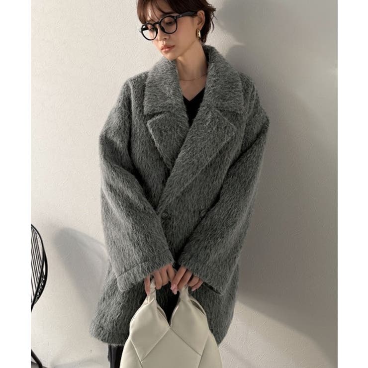 ふわり纏うだけで上品見え。2wayシャギーダブルビックカラージャケット