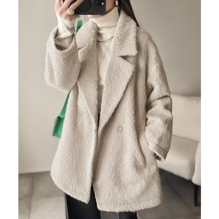 ふわり纏うだけで上品見え。2wayシャギーダブルビックカラージャケット