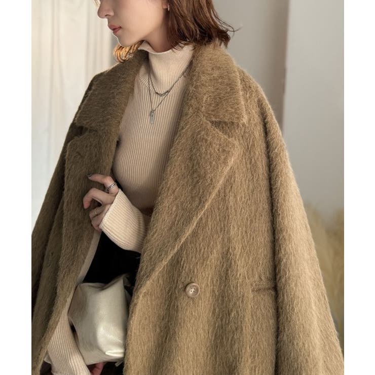 ふわり纏うだけで上品見え。2wayシャギーダブルビックカラージャケット