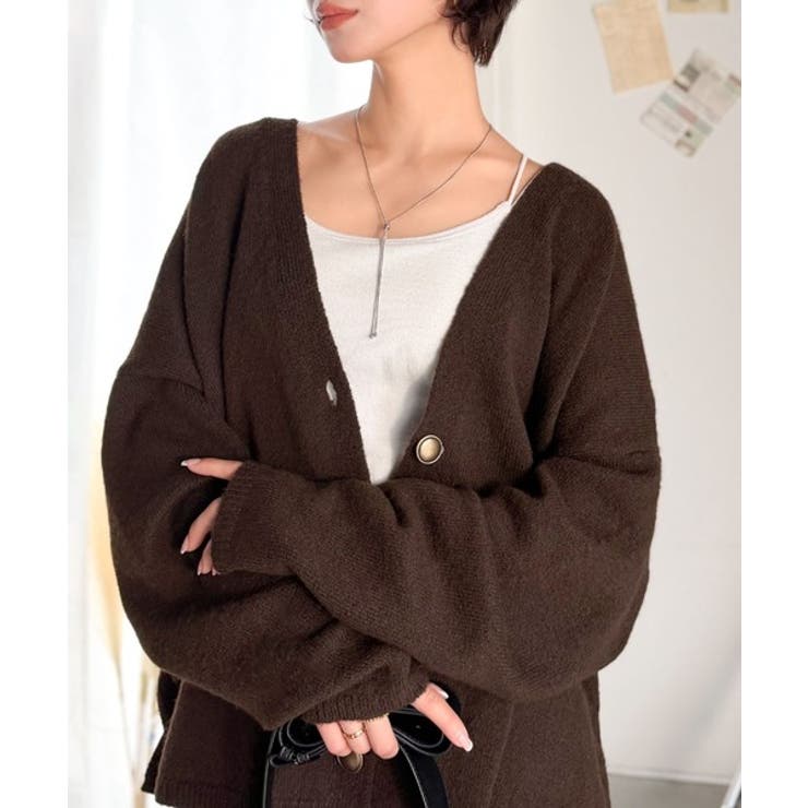 ふんわり包み込む暖かさで、冬の定番に。ゴールドボタン使いオーバーサイズVネックニ… | Classical Elf  | 詳細画像12 