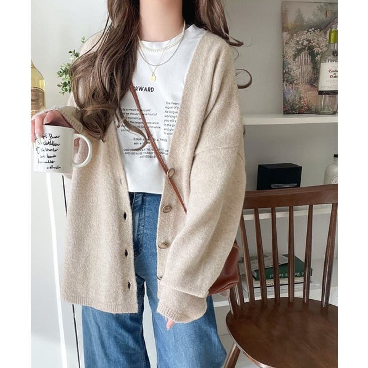 ふんわり包み込む暖かさで、冬の定番に。ゴールドボタン使いオーバーサイズVネックニ… | Classical Elf  | 詳細画像22 