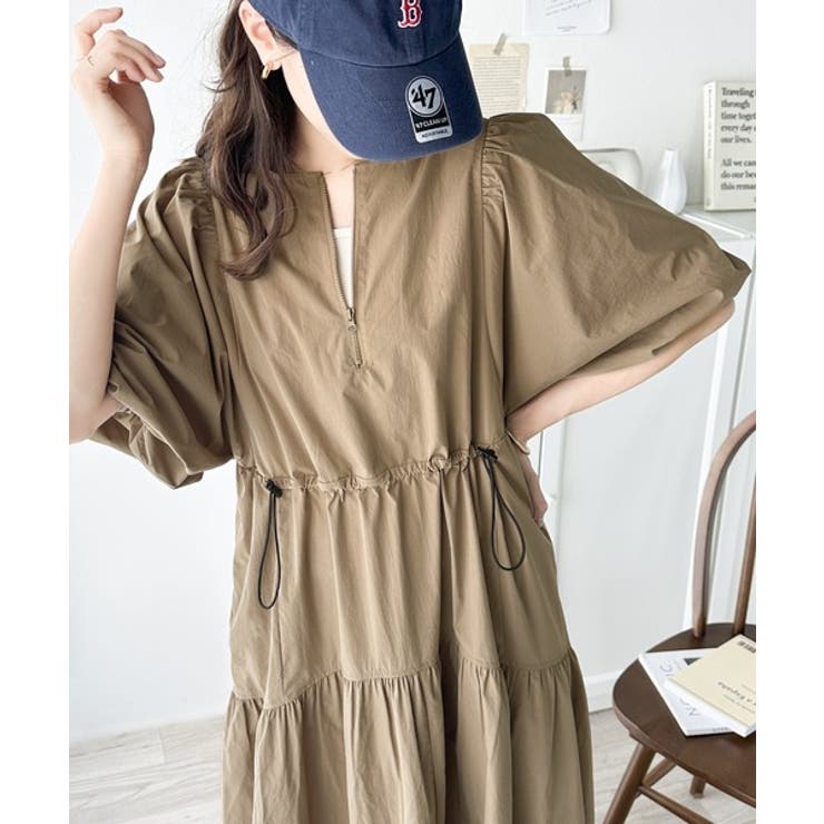 モカ | 旬の素材&デザイン。大人の前後2way ハーフジップドロストティアードワンピース | Classical Elf 