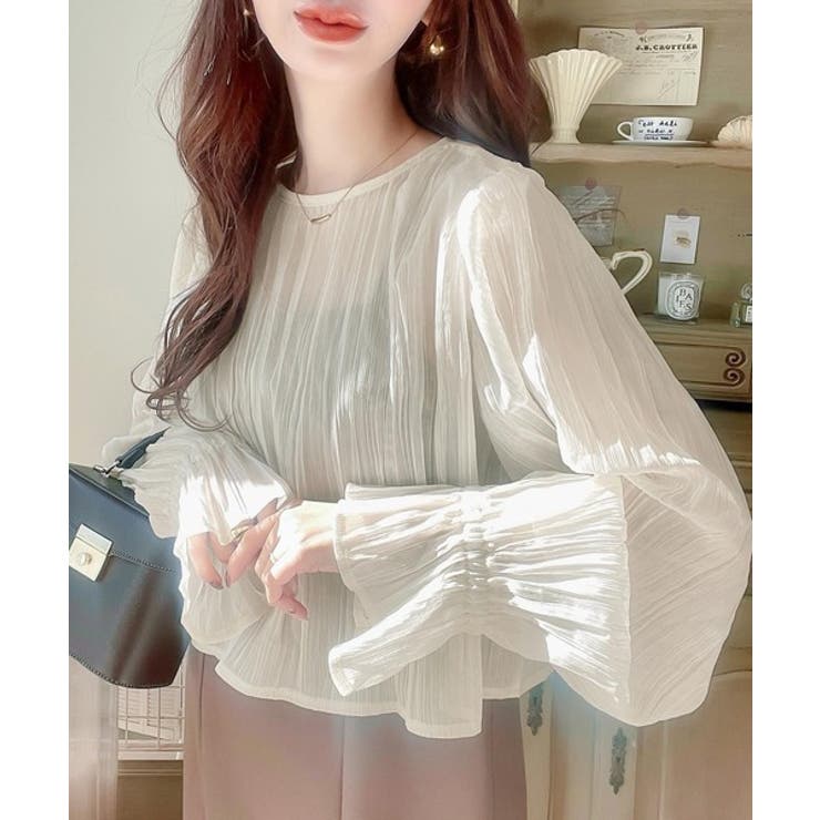 アイボリー | 一枚で程よく華やか。前後2wayプリーツ加工ブラウス | Classical Elf 
