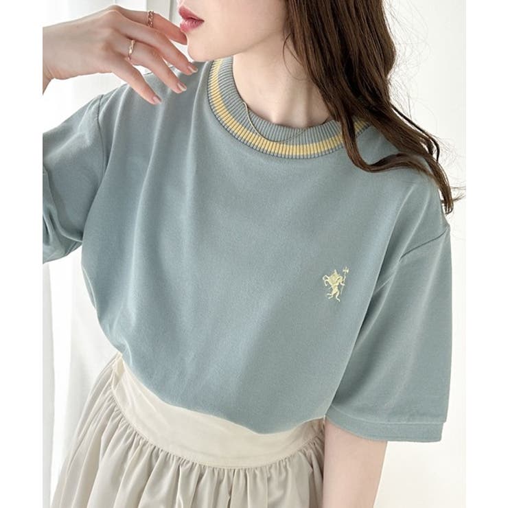 レトロ配色が可愛い。綿100%、編立リブワンポイント刺繍鹿の子Tシャツ