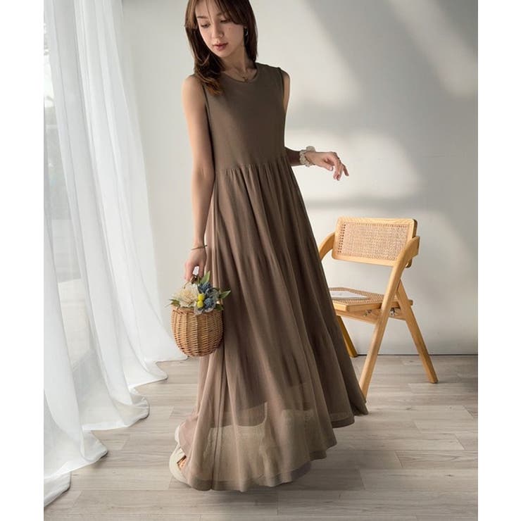 グレイッシュベージュ | ふんわり透け感で大人フェミニン。前後2WAY3段シアーティアードニットワンピース… | Classical Elf