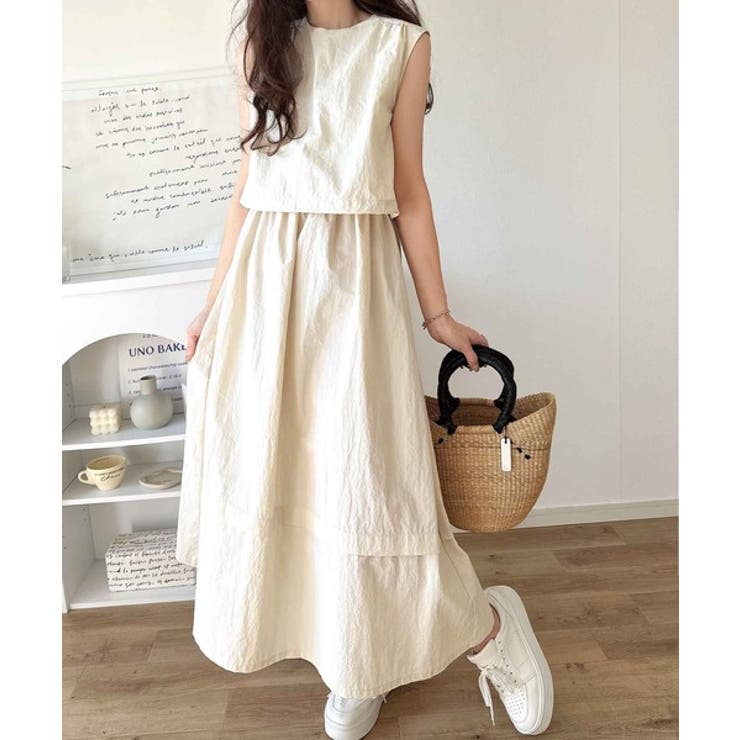 美品 エミ⭐︎ロングワンピース【1】ノースリーブ 前後スリット