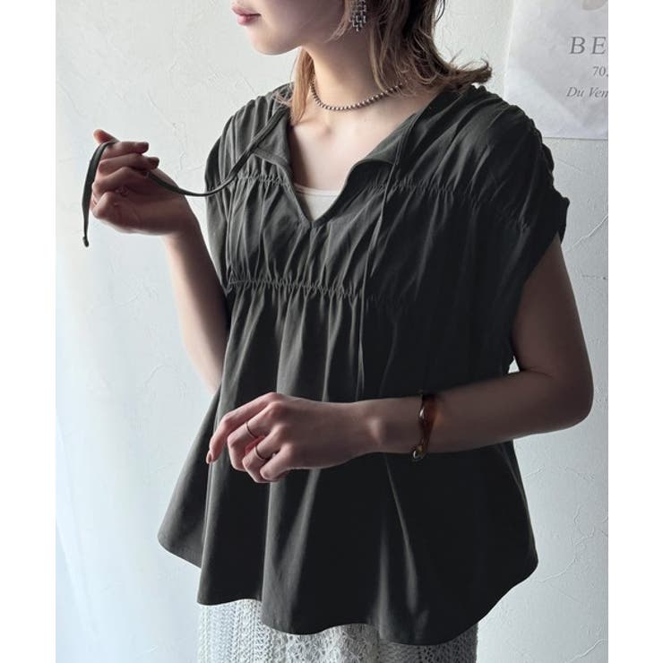 着るだけでオシャレ度ワンランクアップ。綿100％シルケット加工シャーリングトップ… | Classical Elf  | 詳細画像21 