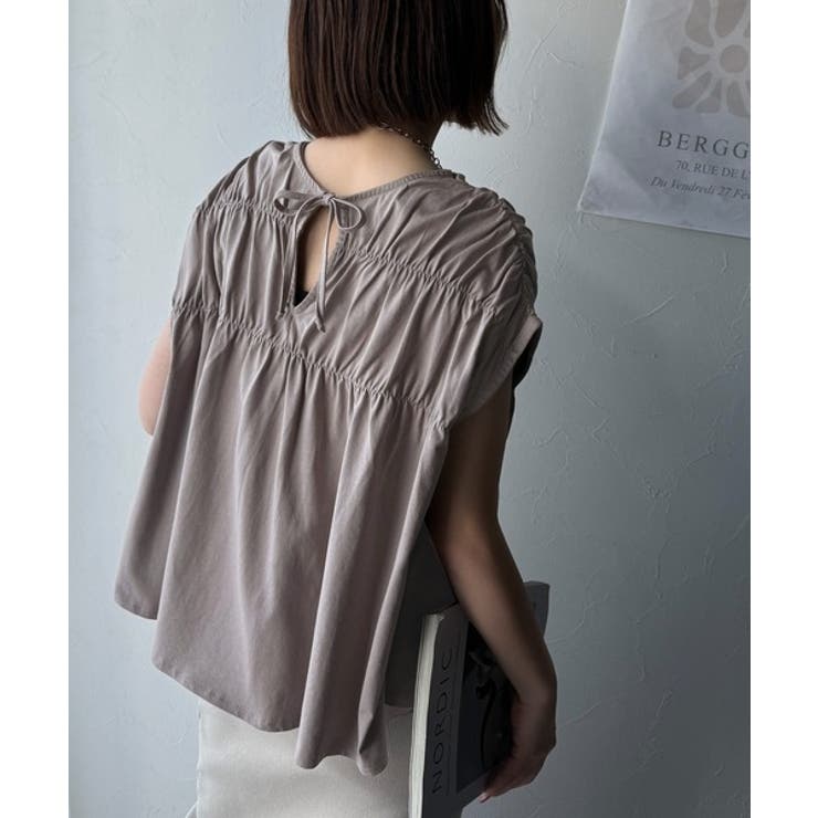 着るだけでオシャレ度ワンランクアップ。綿100％シルケット加工シャーリングトップ… | Classical Elf  | 詳細画像29 