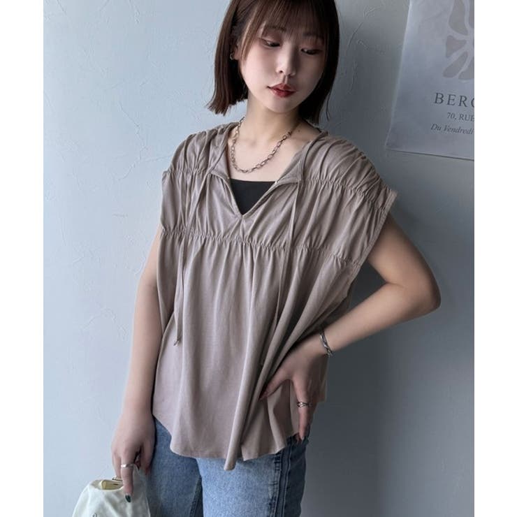 着るだけでオシャレ度ワンランクアップ。綿100％シルケット加工シャーリングトップ… | Classical Elf  | 詳細画像38 