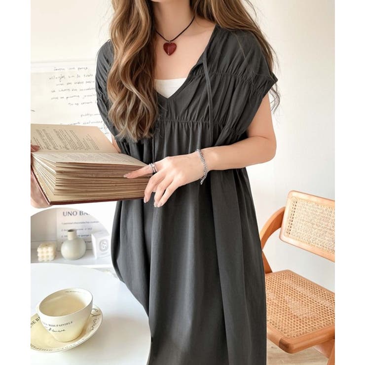 チャコール | 旬の素材&デザイン。大人の前後2WAYシルケット加工シャーリングフレアワンピース… | Classical Elf 