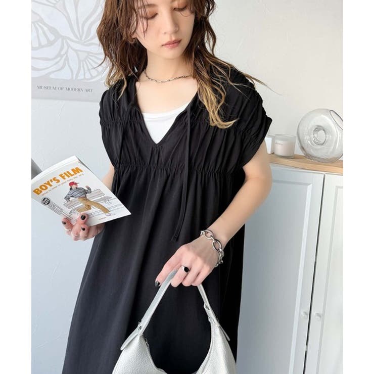 旬の素材&デザイン。大人の前後2WAYシルケット加工シャーリングフレアワンピース… | Classical Elf  | 詳細画像2 