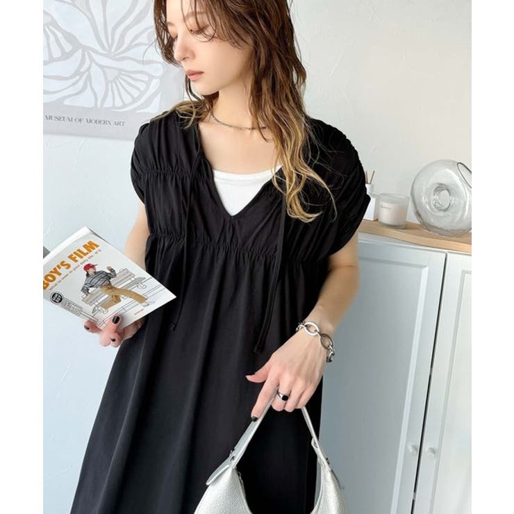 旬の素材&デザイン。大人の前後2WAYシルケット加工シャーリングフレアワンピース… | Classical Elf  | 詳細画像4 