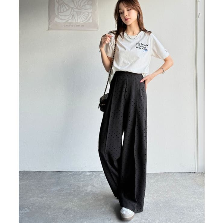 アートのように刺繍が映える。オーガニックコットン100%らくがき風刺繍 無地＆ボ… | Classical Elf  | 詳細画像13 