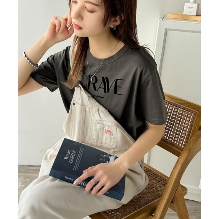 垢抜けた大人カジュアル。オーガニックコットン100％フロッキーロゴプリントTシャ… | Classical Elf  | 詳細画像24 