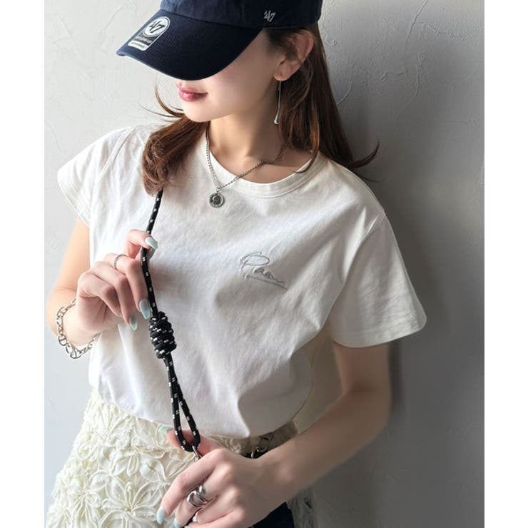 こなれ感たっぷり。オーガニックコットン100％胸元PAEAN刺繍Tシャツ(半袖) | Classical Elf  | 詳細画像9 