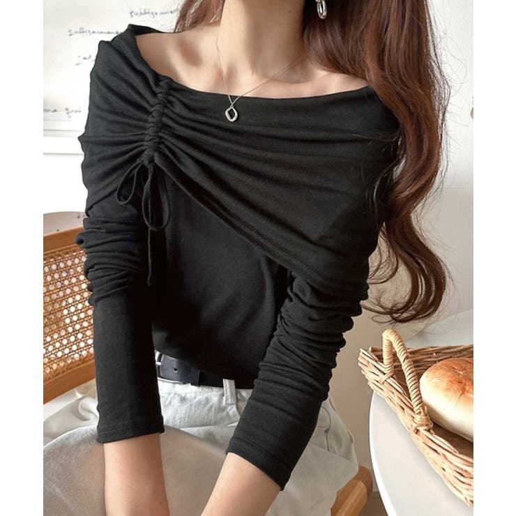 ブラック | 程よい肌見せ、ヘルシースタイル。オフショルリボンカットプルオーバー（長袖） | Classical Elf 