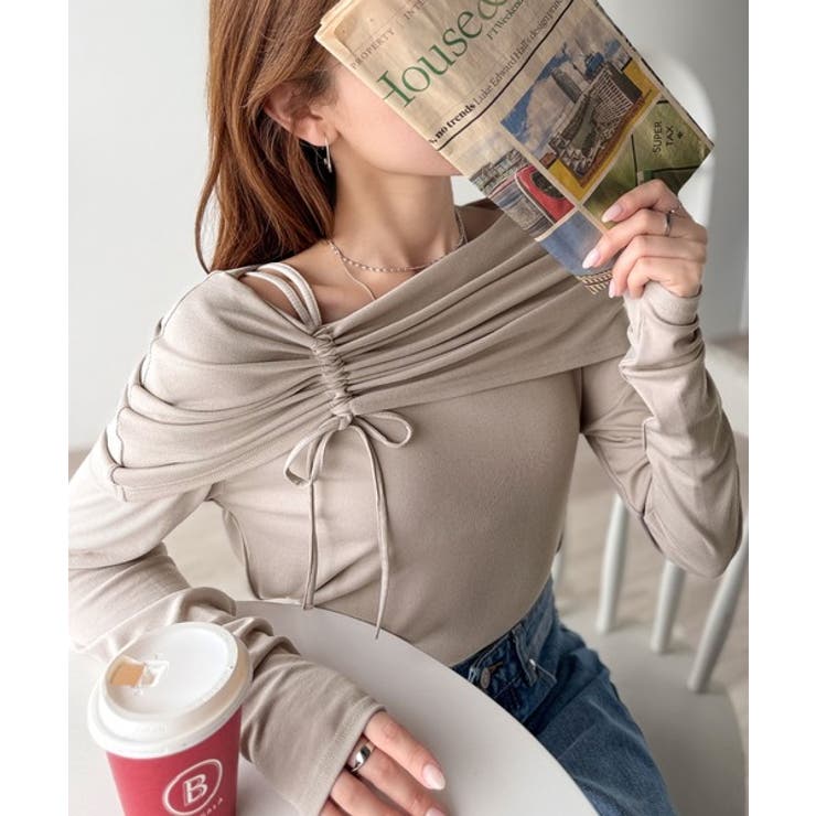 グレージュ | 程よい肌見せ、ヘルシースタイル。オフショルリボンカットプルオーバー（長袖） | Classical Elf 