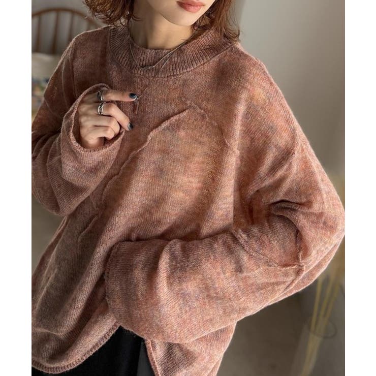 オレンジ | “ゆるっと”が叶える、1秒垢抜け！モヘアタッチシアー変形タック柄ニット（長袖） | Classical Elf 