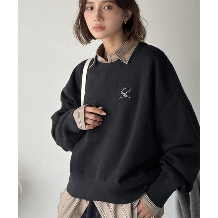 シンプルながらも洗練されたデザインで、こなれ感。胸刺繍スウェット見えコクーンニッ… | Classical Elf  | 詳細画像11 