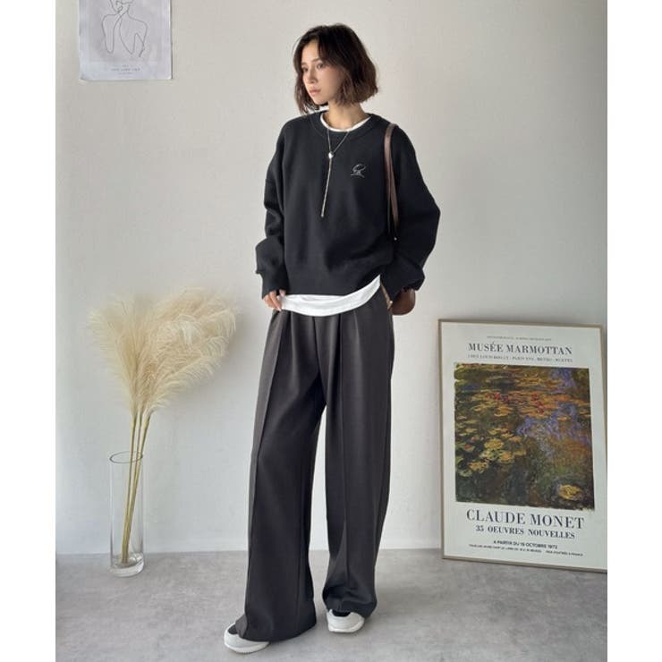 シンプルながらも洗練されたデザインで、こなれ感。胸刺繍スウェット見えコクーンニッ… | Classical Elf  | 詳細画像17 