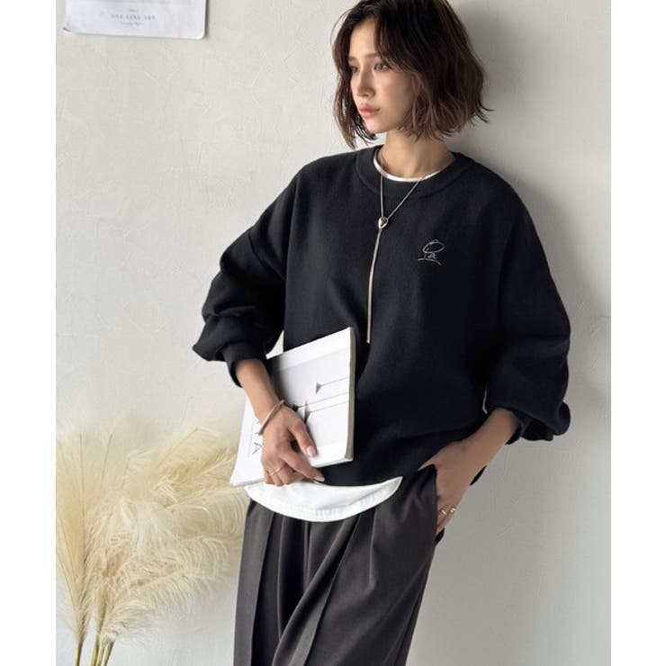 シンプルながらも洗練されたデザインで、こなれ感。胸刺繍スウェット見えコクーンニッ… | Classical Elf  | 詳細画像18 