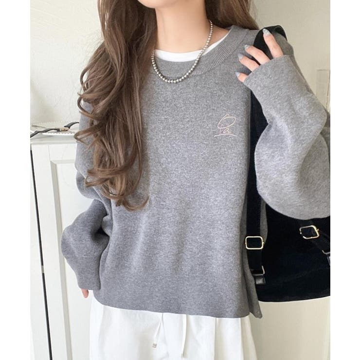 シンプルながらも洗練されたデザインで、こなれ感。胸刺繍スウェット見えコクーンニッ… | Classical Elf  | 詳細画像26 