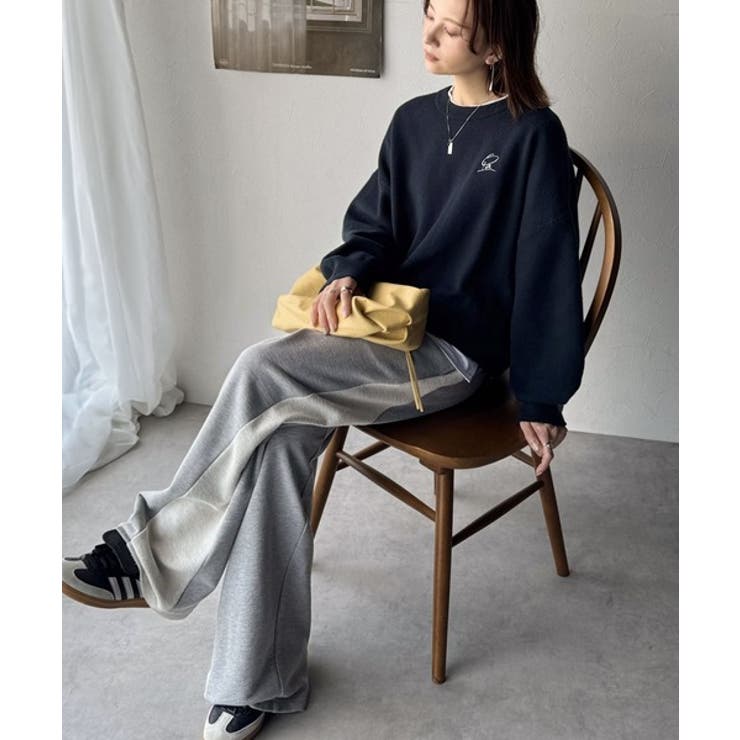 シンプルながらも洗練されたデザインで、こなれ感。胸刺繍スウェット見えコクーンニッ… | Classical Elf  | 詳細画像39 