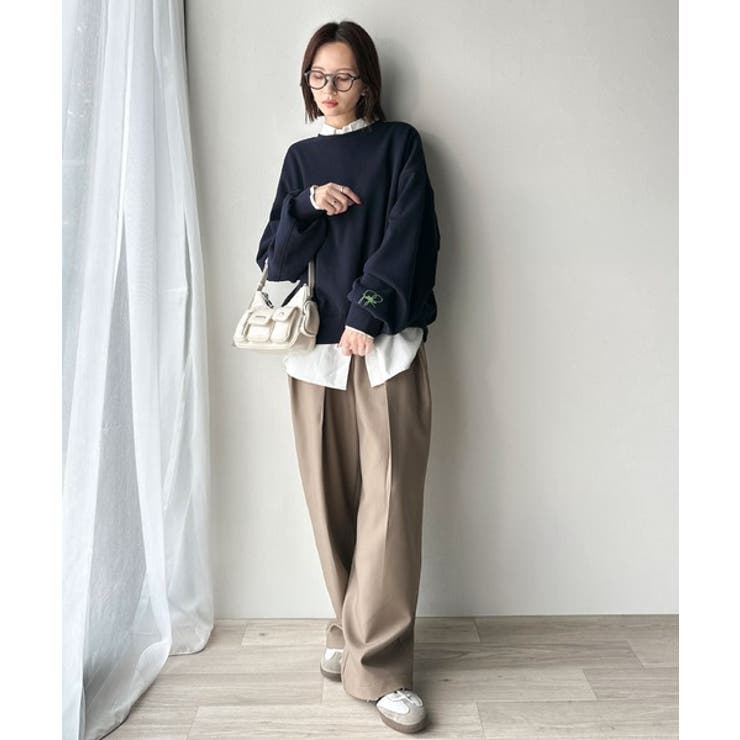 袖先のさりげない刺繍がアクセント。サインロゴ刺繍裏起毛スウェット | Classical Elf  | 詳細画像32 