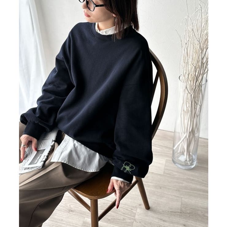 袖先のさりげない刺繍がアクセント。サインロゴ刺繍裏起毛スウェット | Classical Elf  | 詳細画像33 