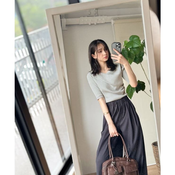 1枚で雰囲気美人。暑い日も、やっぱり上品でいたい。5分袖ドレープニット（半袖） | Classical Elf  | 詳細画像26 