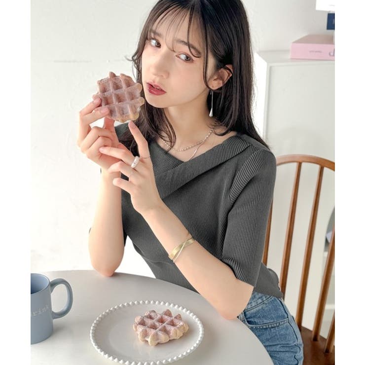 1枚で雰囲気美人。暑い日も、やっぱり上品でいたい。5分袖ドレープニット（半袖） | Classical Elf  | 詳細画像29 