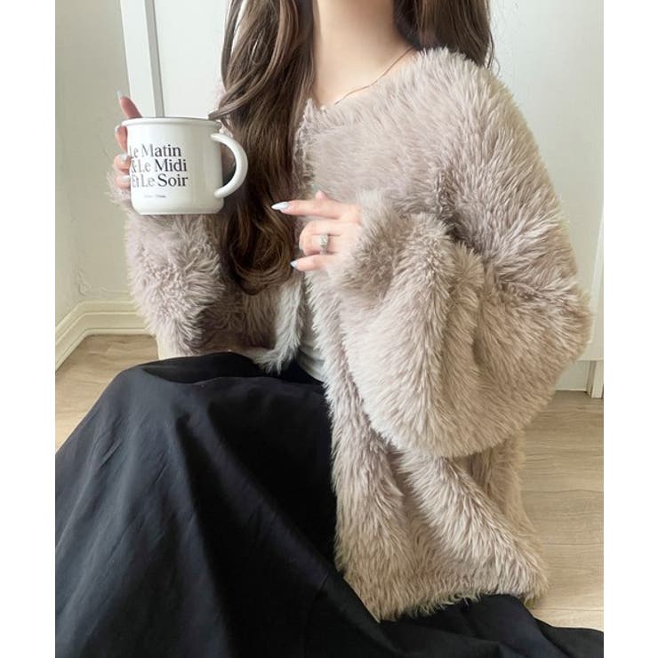 ふわっと包まれる心地よさ。モコモコフェザーニットホックカーディガン | Classical Elf  | 詳細画像14 