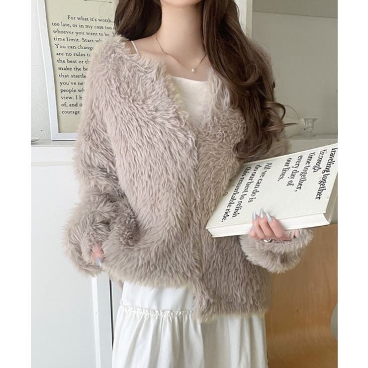 ふわっと包まれる心地よさ。モコモコフェザーニットホックカーディガン | Classical Elf  | 詳細画像18 