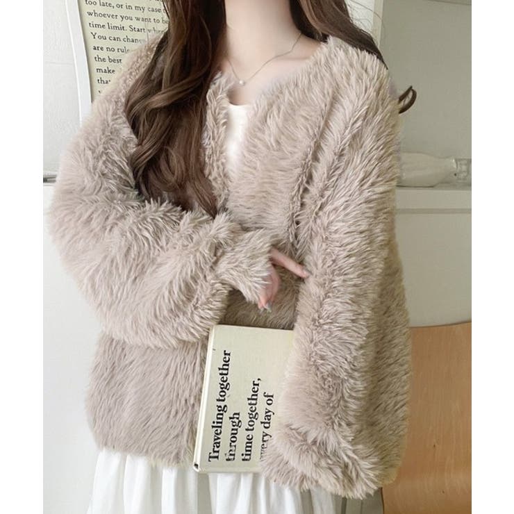 グレージュ | ふわっと包まれる心地よさ。モコモコフェザーニットホックカーディガン | Classical Elf 