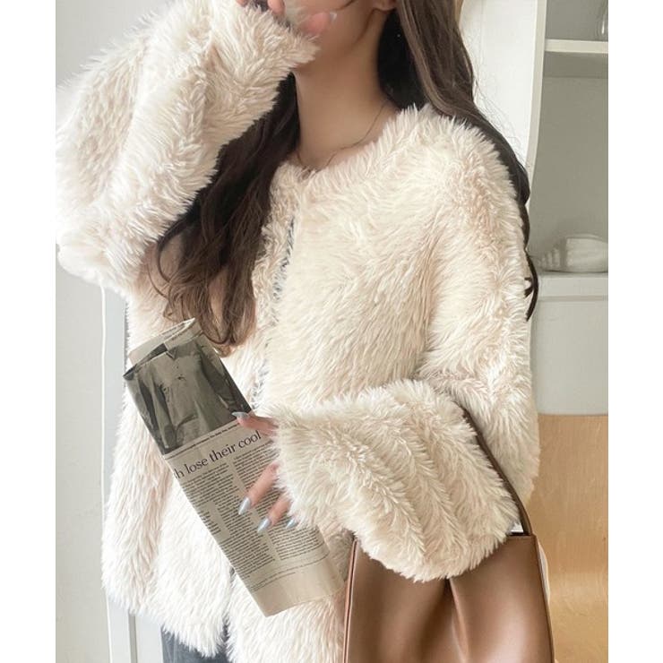 ふわっと包まれる心地よさ。モコモコフェザーニットホックカーディガン | Classical Elf  | 詳細画像1 