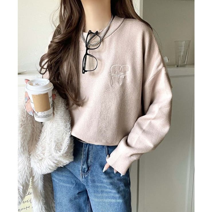 スウェットライクで”魅せる”大人のリラクシーな1枚。胸元サインロゴ刺繍入りニット… | Classical Elf  | 詳細画像27 