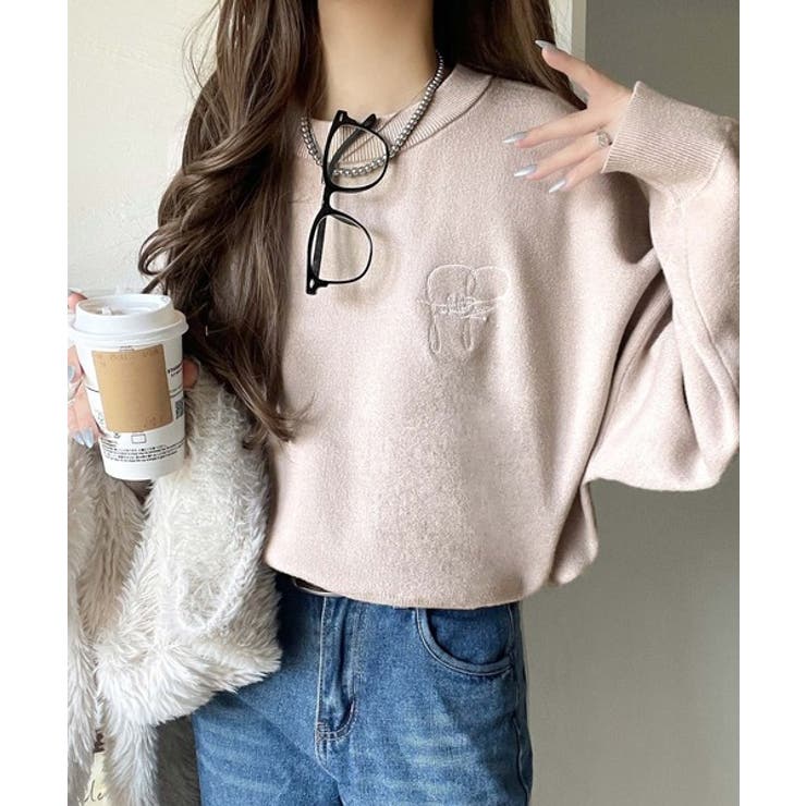 スウェットライクで”魅せる”大人のリラクシーな1枚。胸元サインロゴ刺繍入りニット… | Classical Elf  | 詳細画像28 